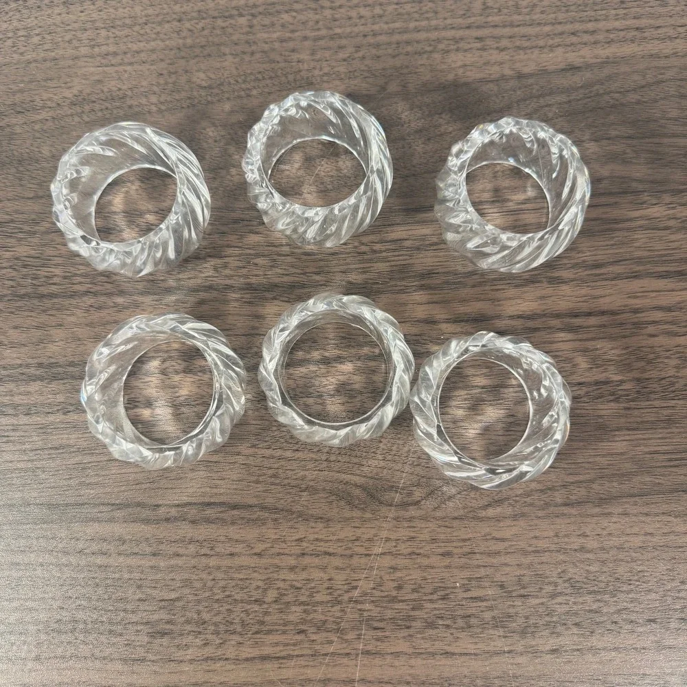 vintage Set of Six Clear Acrylic Twisted Napkin Rings Modern Elegant Table Decor